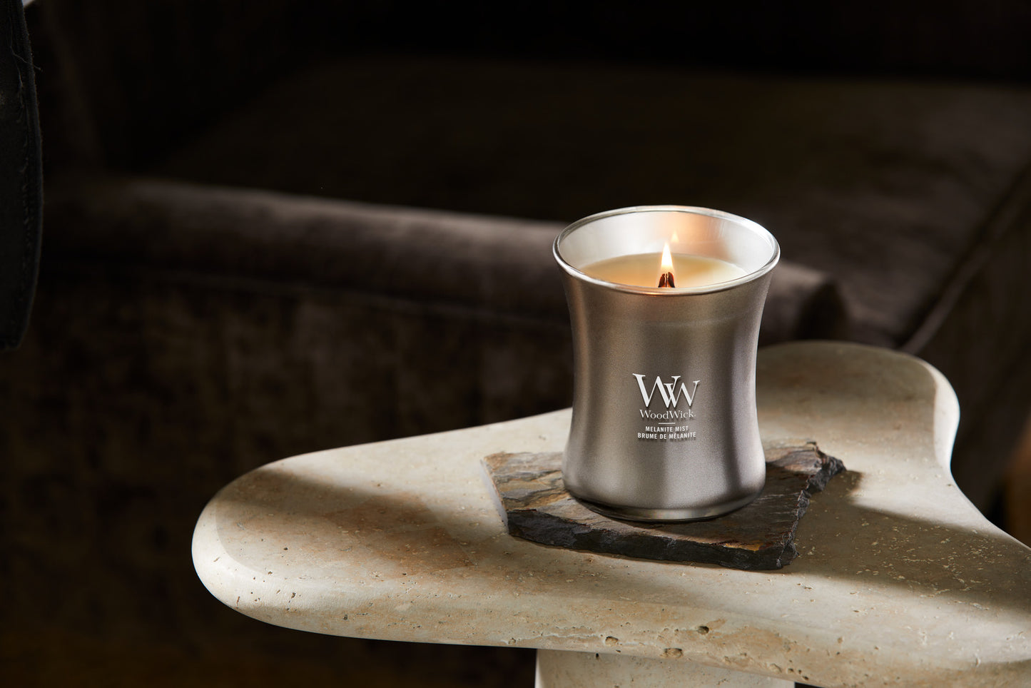 WoodWick Precious Metals Medium Candle – Melanite Mist Gunmetal